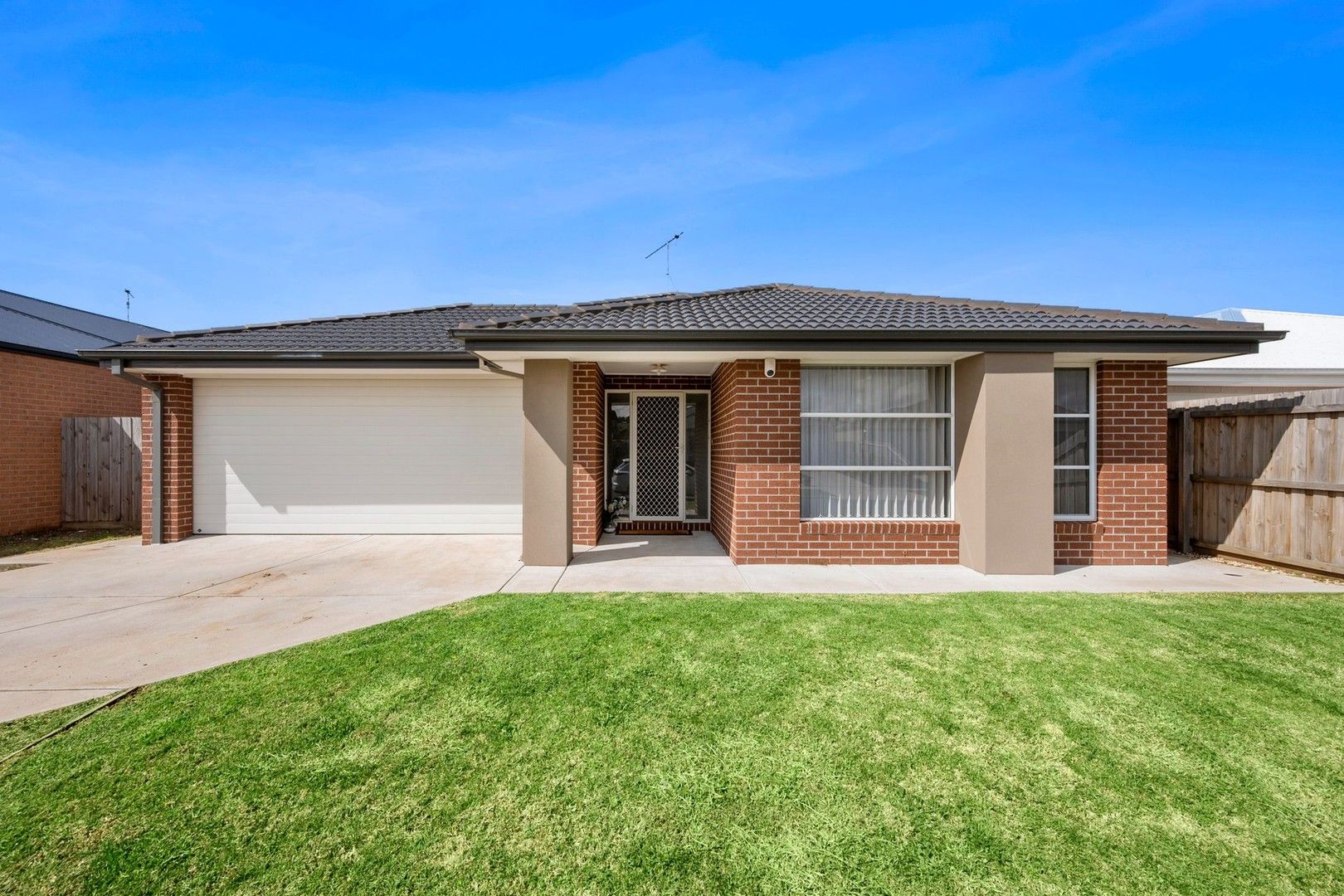 25 Phalaris Park Drive, Lovely Banks VIC 3213, Image 0