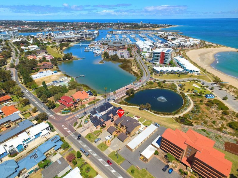 3 bedrooms Townhouse in 1/76 Ormsby Tce MANDURAH WA, 6210
