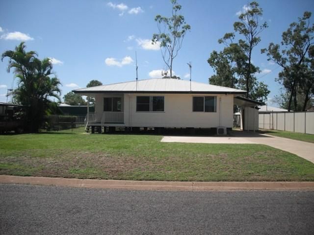 17 Armstrong Crescent, Dysart QLD 4745