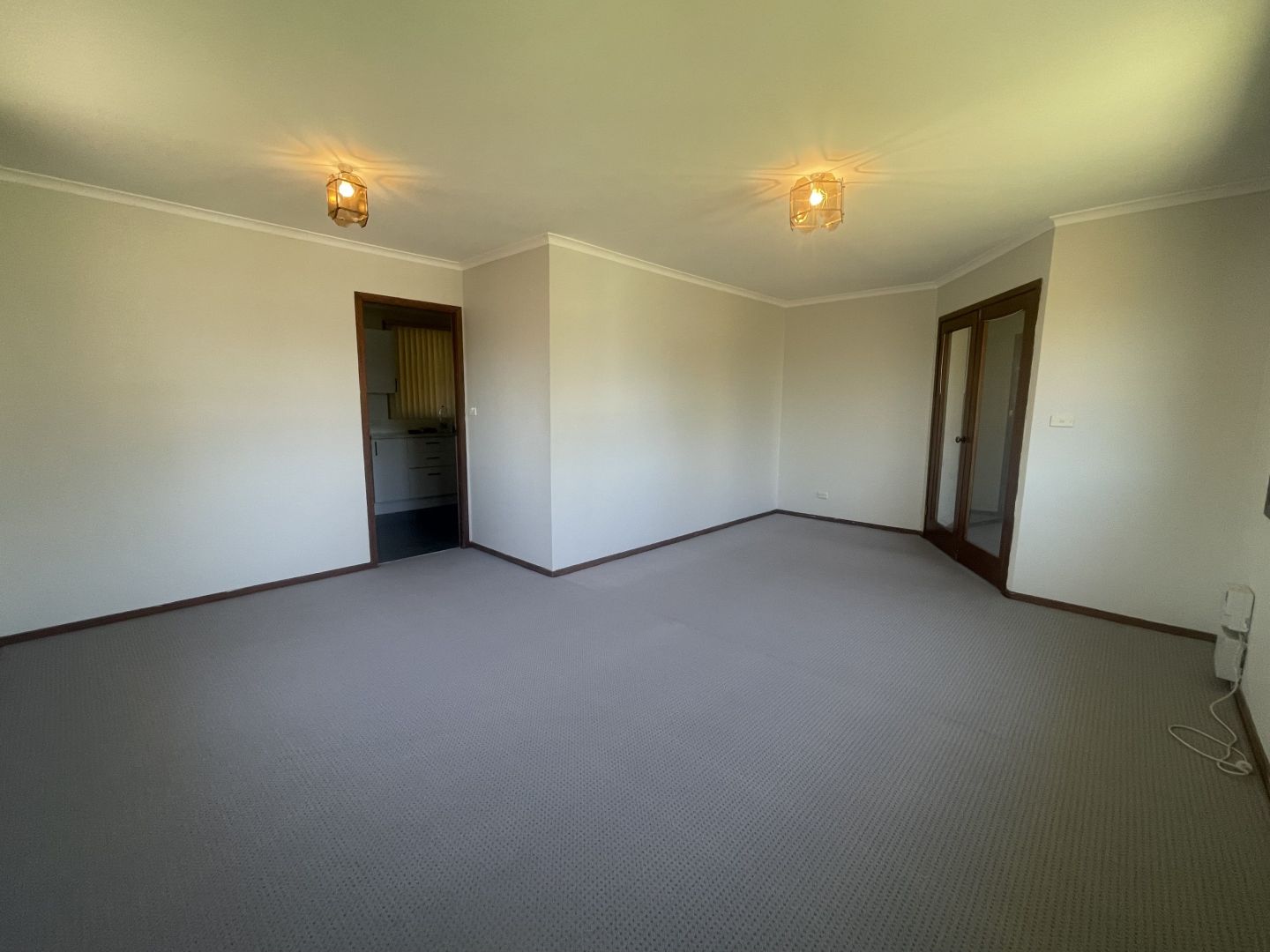 10 Glenbawn Place, Leumeah NSW 2560, Image 1