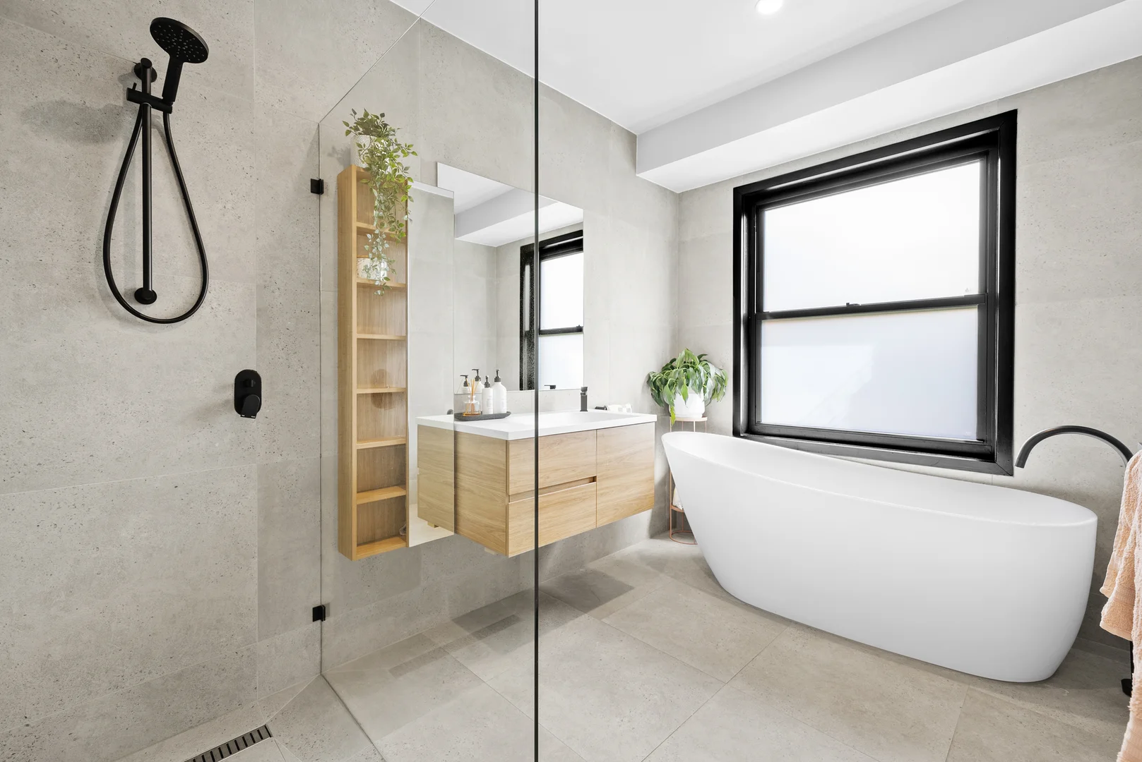 Additional image 11 of 111 Ramu Parade, Heidelberg West VIC 3081