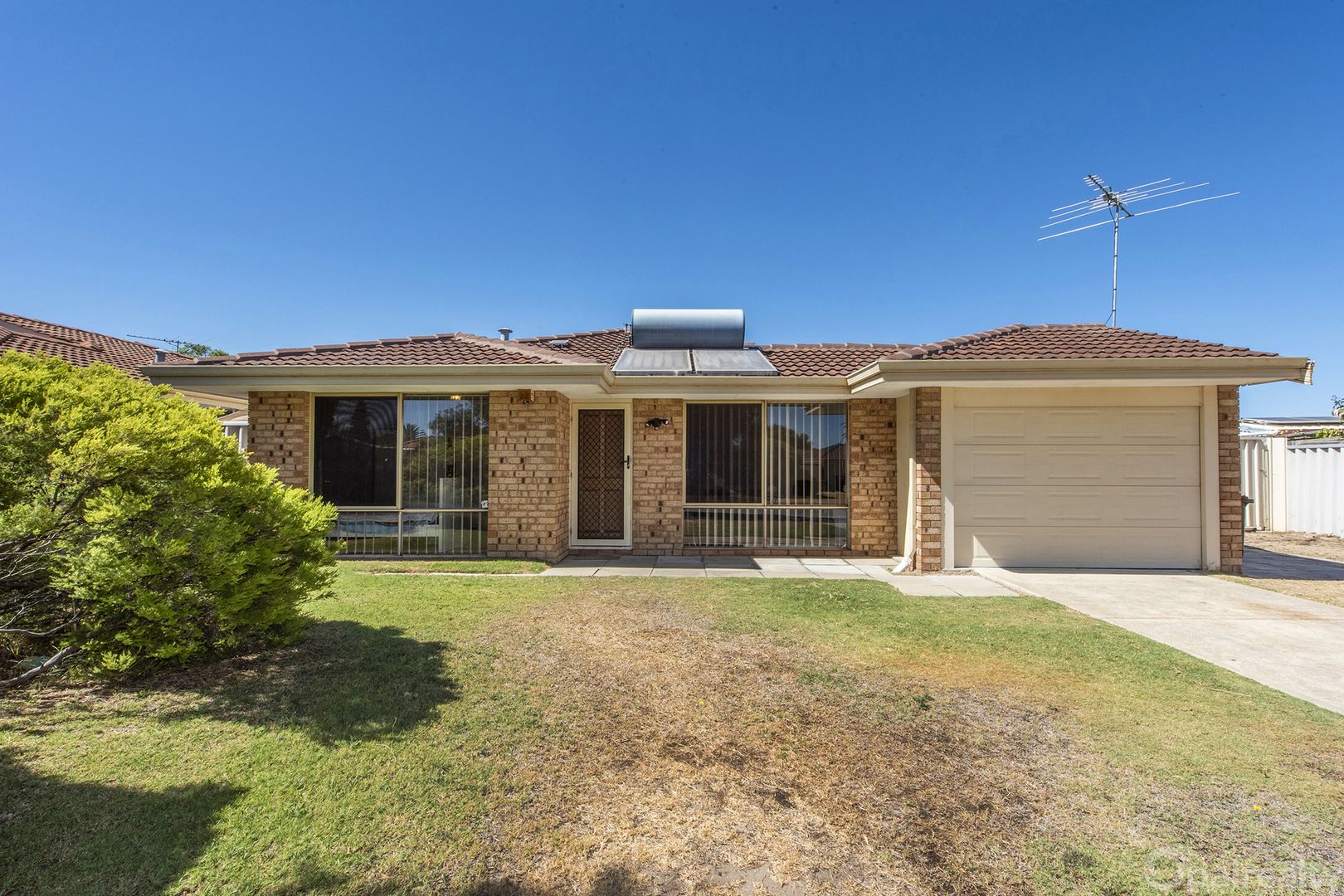 4 Penang Loop, Warnbro WA 6169, Image 1