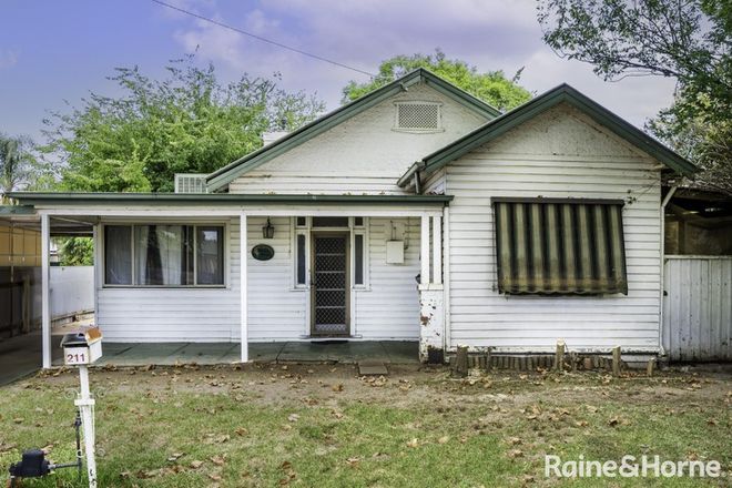 Picture of 211 Gurwood Street, WAGGA WAGGA NSW 2650