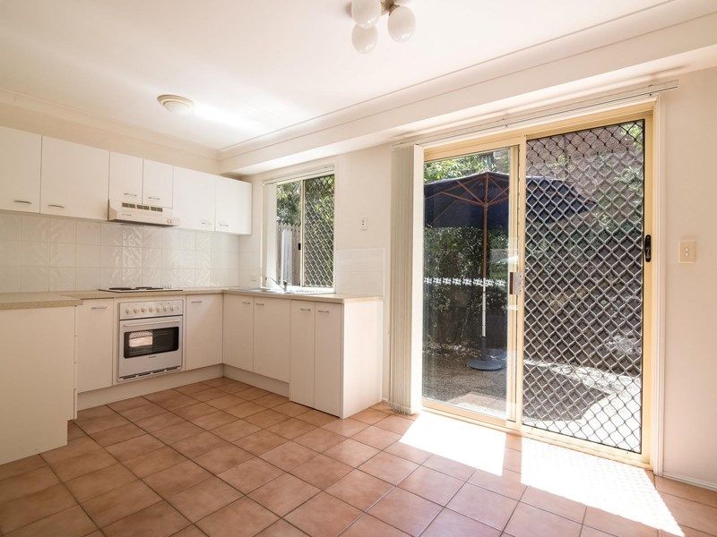 11/1 Farr Jones Court, Daisy Hill QLD 4127, Image 2