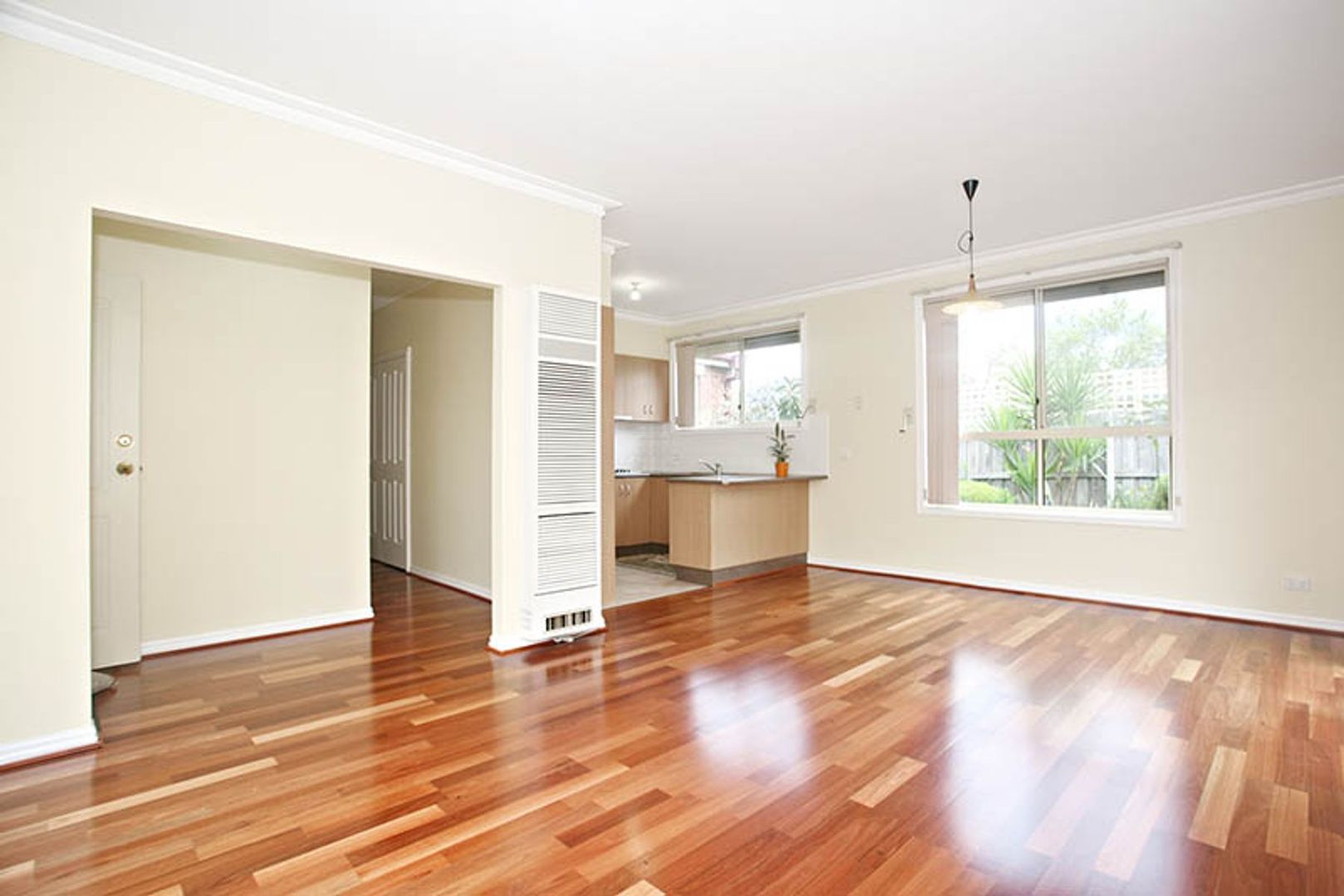 3/31 Parsons Street, Sunshine VIC 3020, Image 2