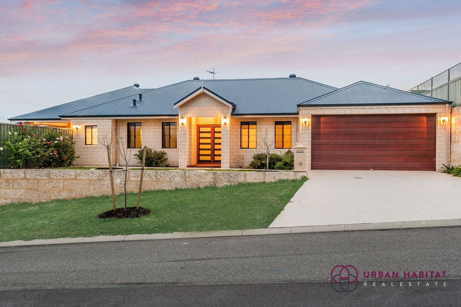 19 Campden Loop, Parmelia WA 6167, Image 0