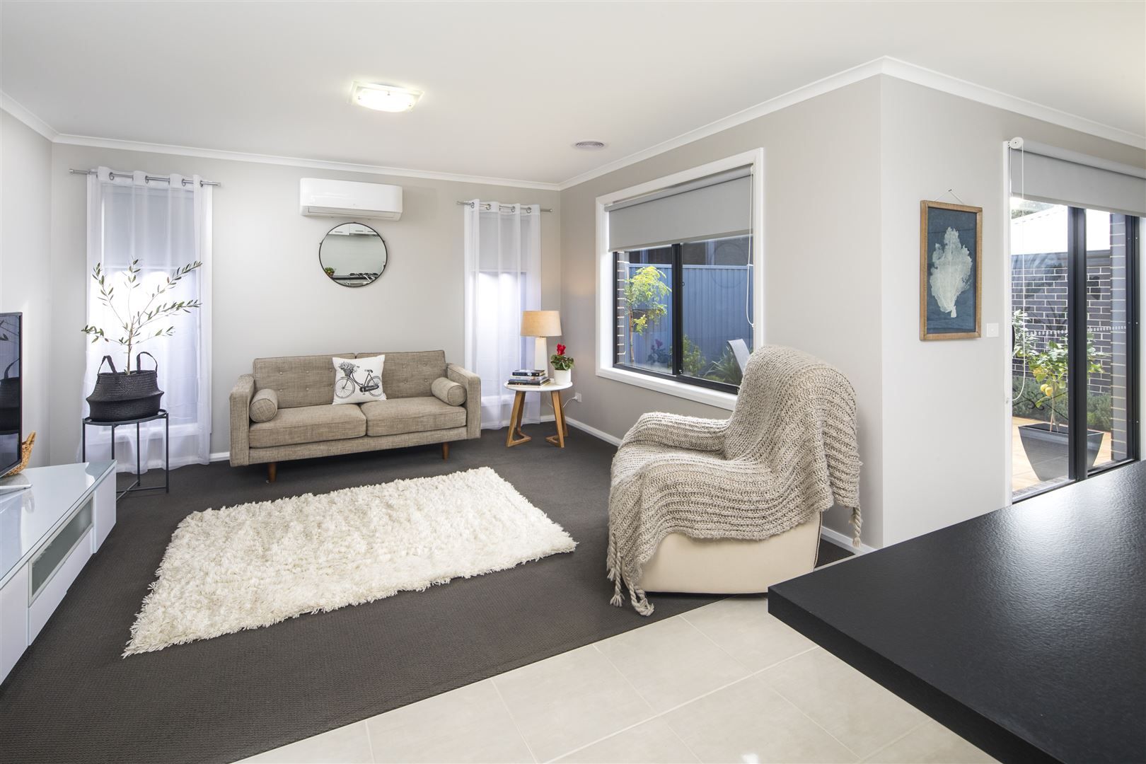 1/13 Tinworth Avenue, Mount Clear VIC 3350, Image 2