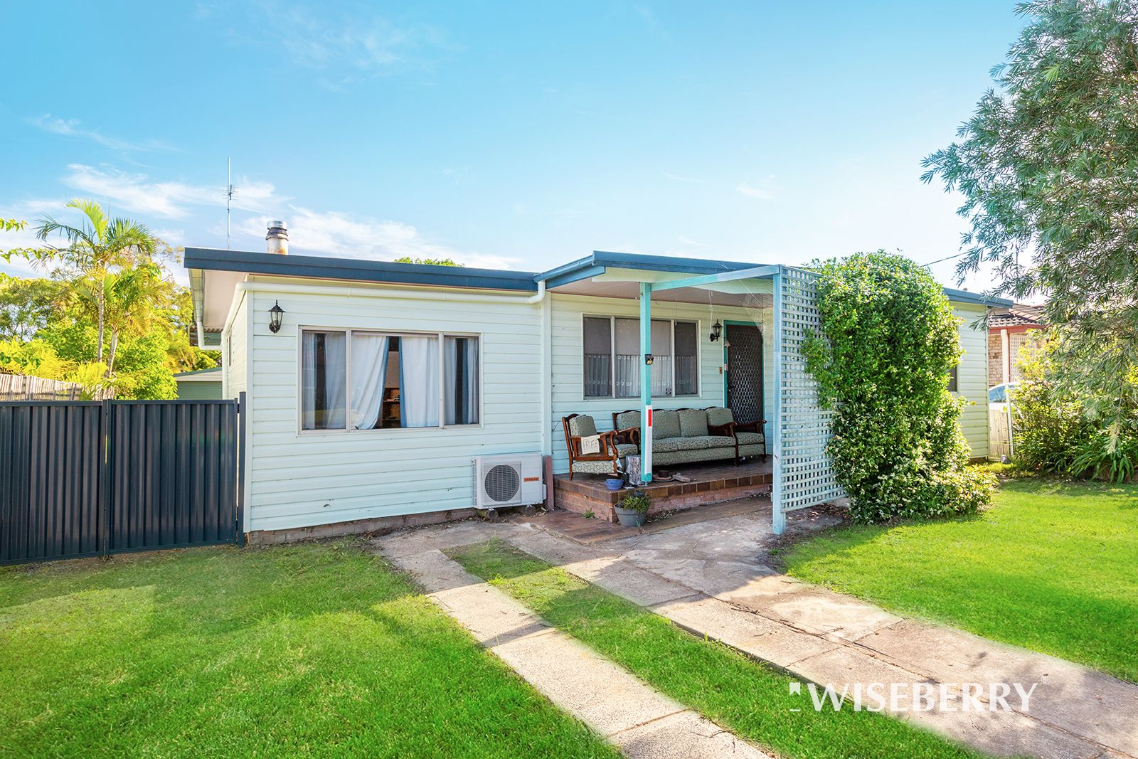 14 Danbury Avenue, Gorokan NSW 2263, Image 0