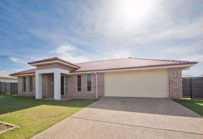 4 bedrooms House in 4 Tara Grove BELLMERE QLD, 4510