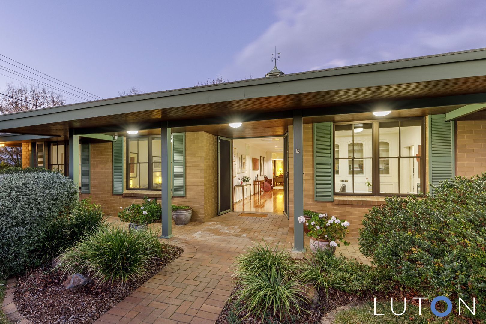 6 Gooreen Street, Reid ACT 2612, Image 1