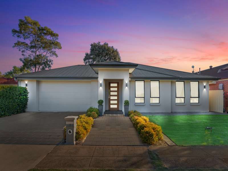 4 bedrooms House in 7 Iluka Street GLENELG NORTH SA, 5045