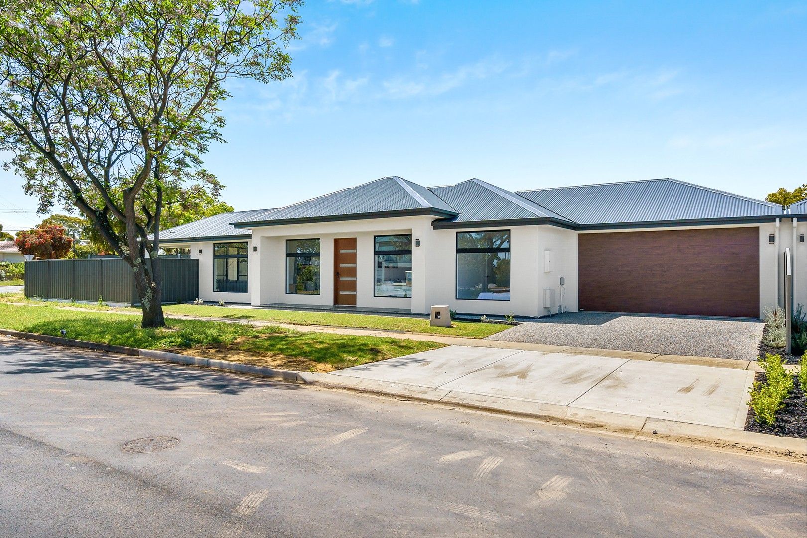 22 Falcon Avenue, Hampstead Gardens SA 5086, Image 0