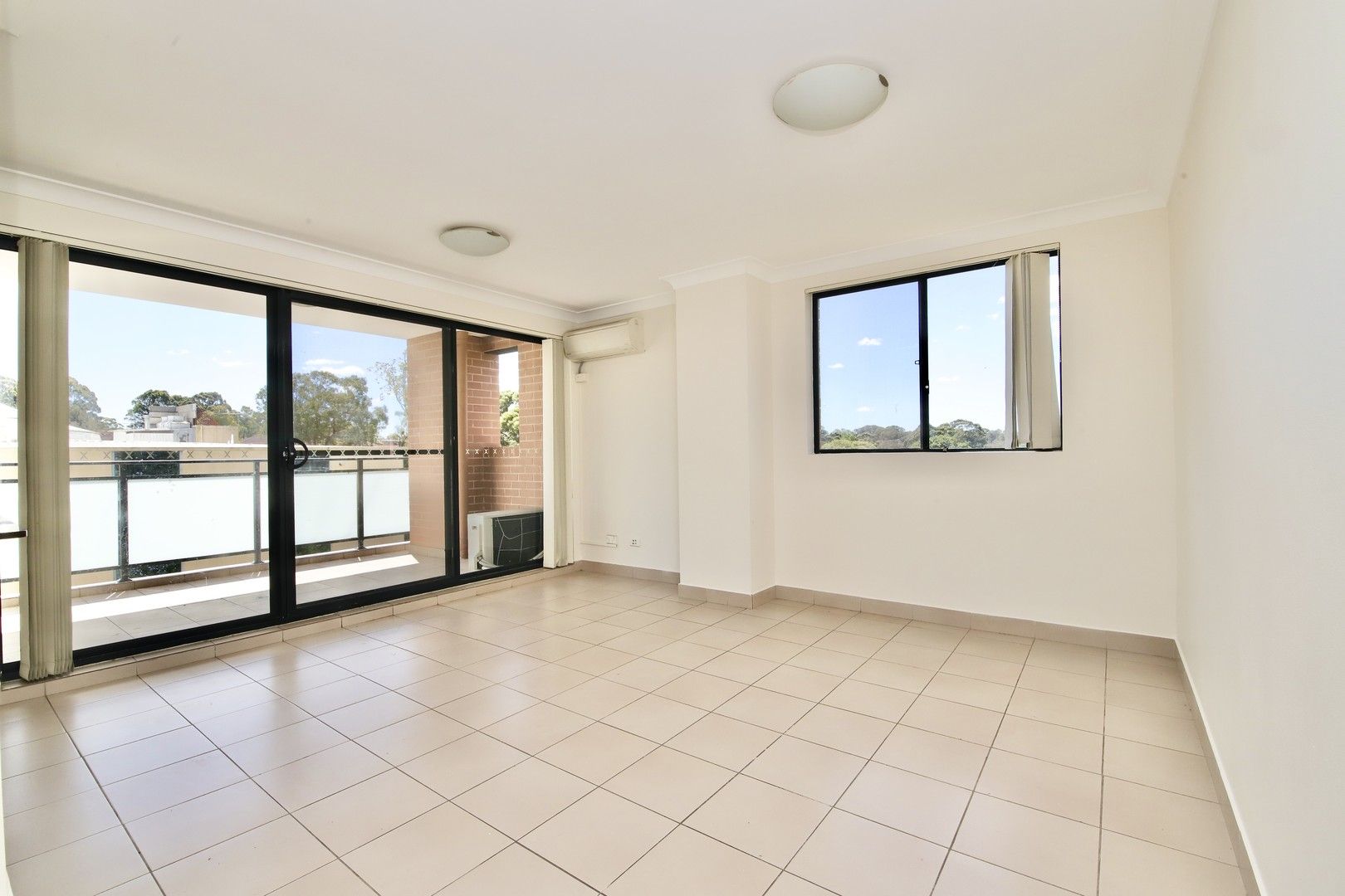 2 bedrooms Apartment / Unit / Flat in 305/465 Chapel Road BANKSTOWN NSW, 2200