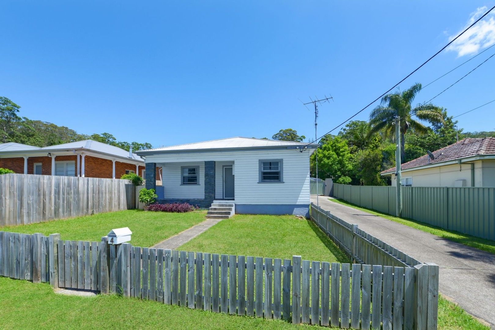 3 bedrooms House in 4 Jaques Street OURIMBAH NSW, 2258