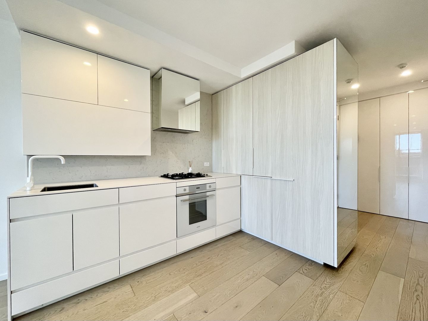 107/1A Finch Street, Malvern East VIC 3145 Apartment For Rent 395