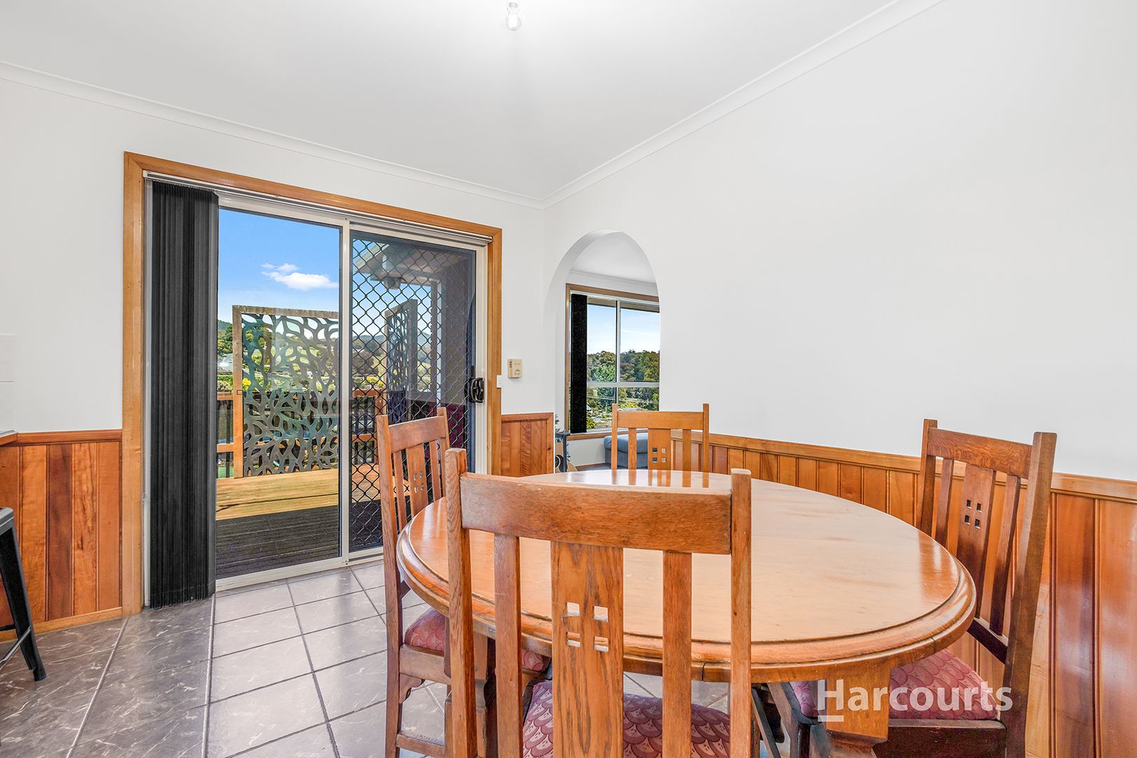 9 South Road, Penguin TAS 7316, Image 2