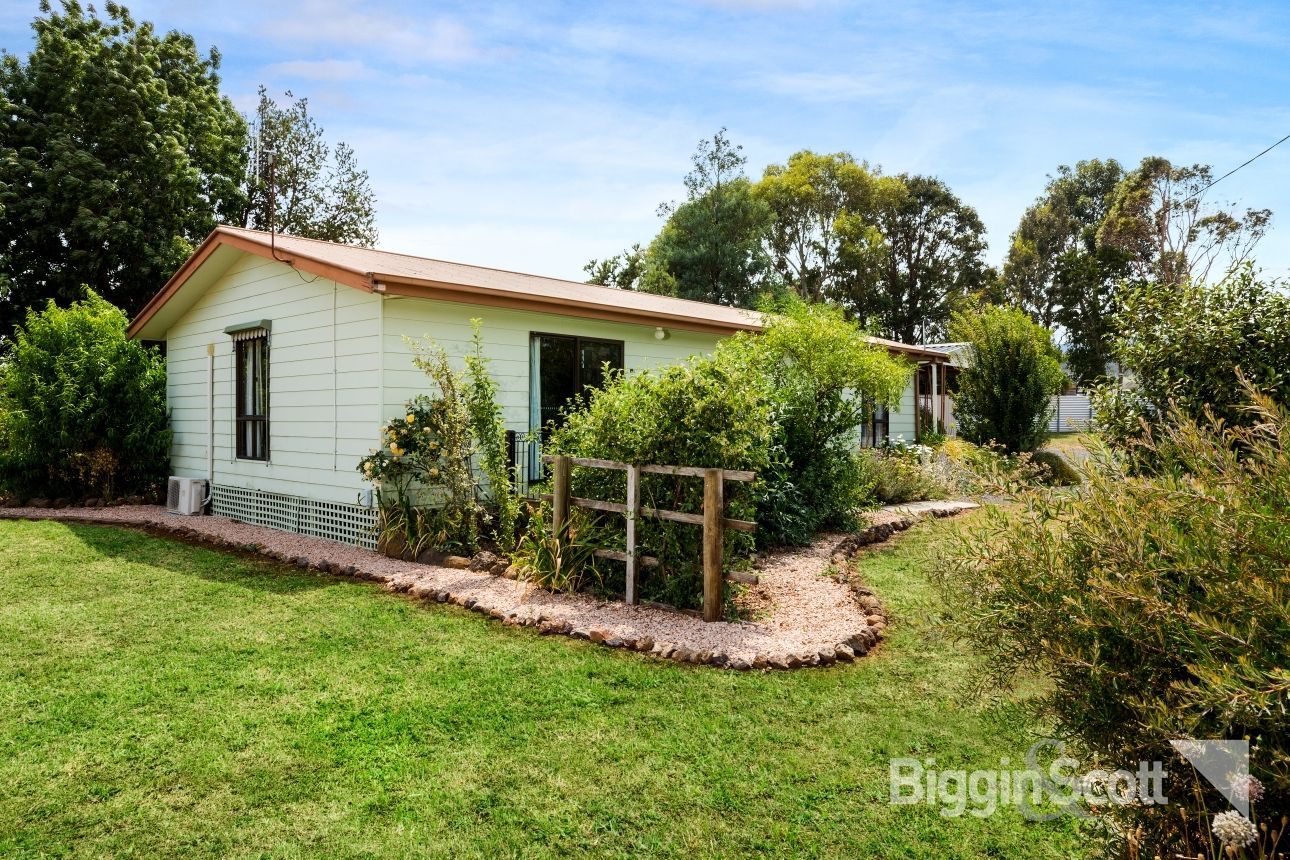 23 Newlyn Reservoir Road, Newlyn North VIC 3364, Image 0