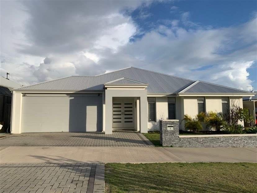 4 bedrooms House in 4 Apricot Road EGLINTON WA, 6034