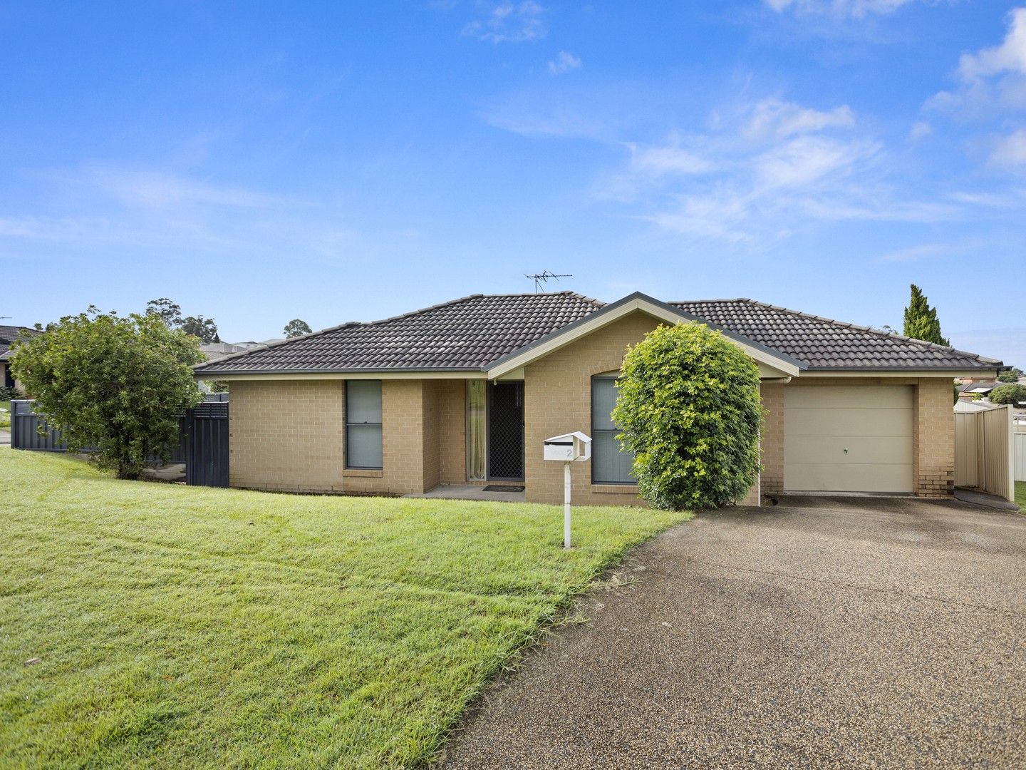 2 Neptune Close, Rutherford NSW 2320, Image 0