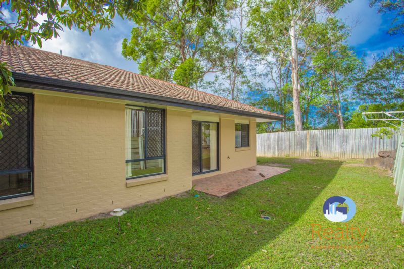 25/20 Brown Street, Labrador QLD 4215, Image 2