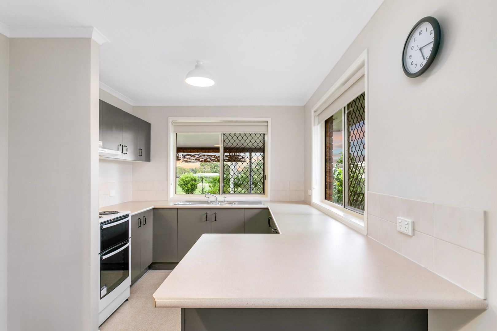 26 Kate Avenue, Deception Bay QLD 4508, Image 2