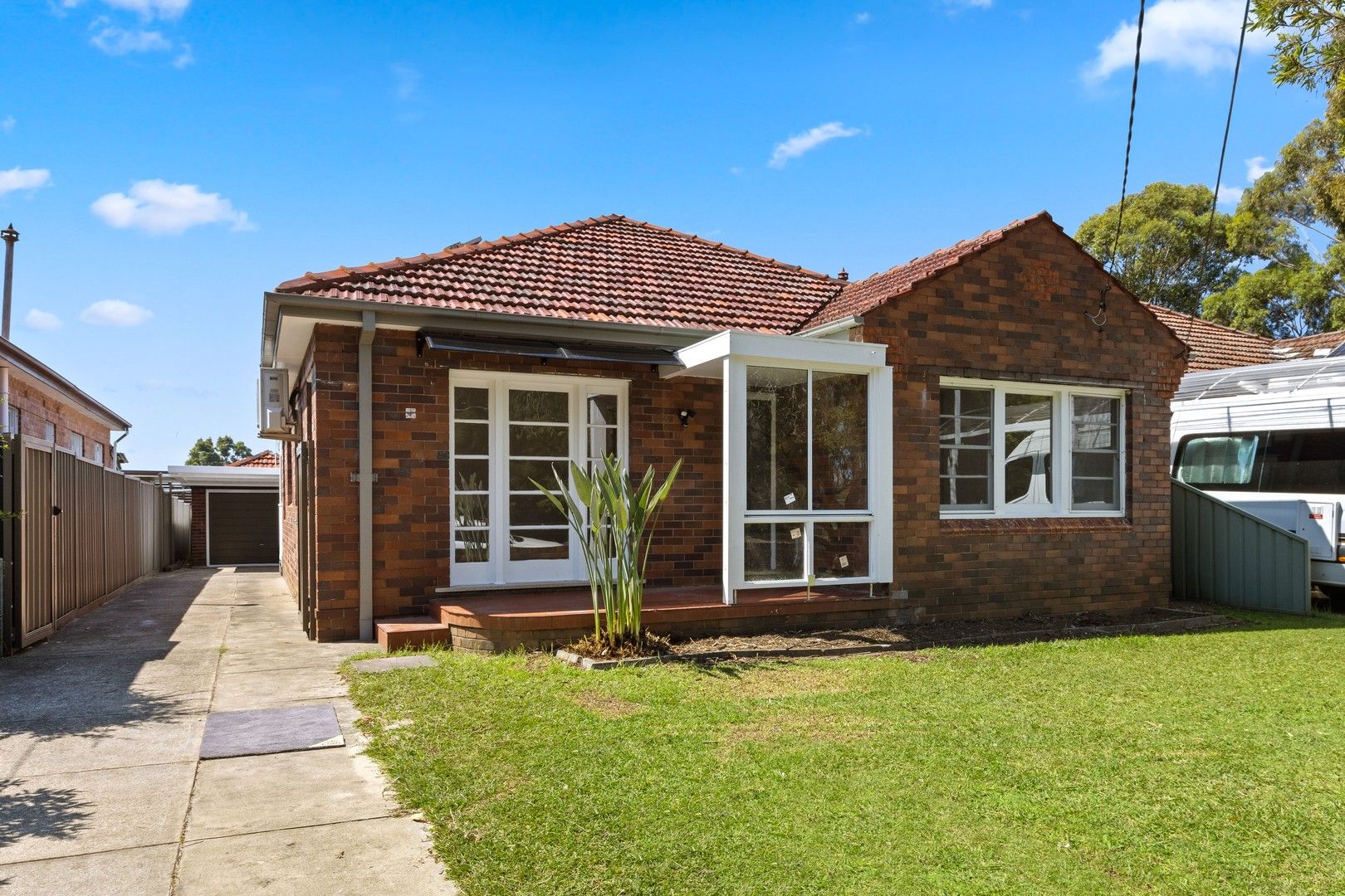 3 bedrooms House in 24 Welfare Avenue BEVERLY HILLS NSW, 2209