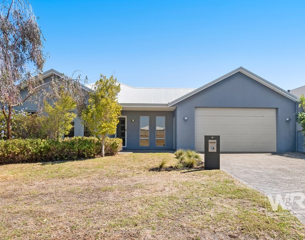 16 Goddard Way, Mckail WA 6330