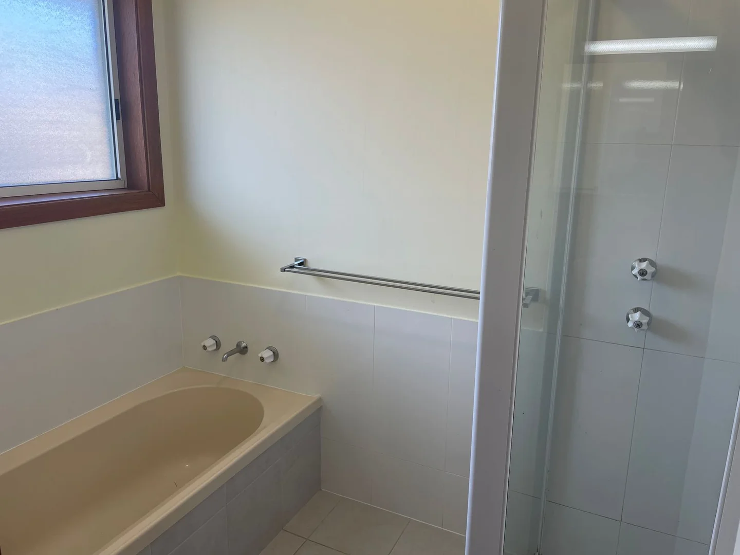 Additional image 9 of 15 Donegal Terrace, Armidale NSW 2350