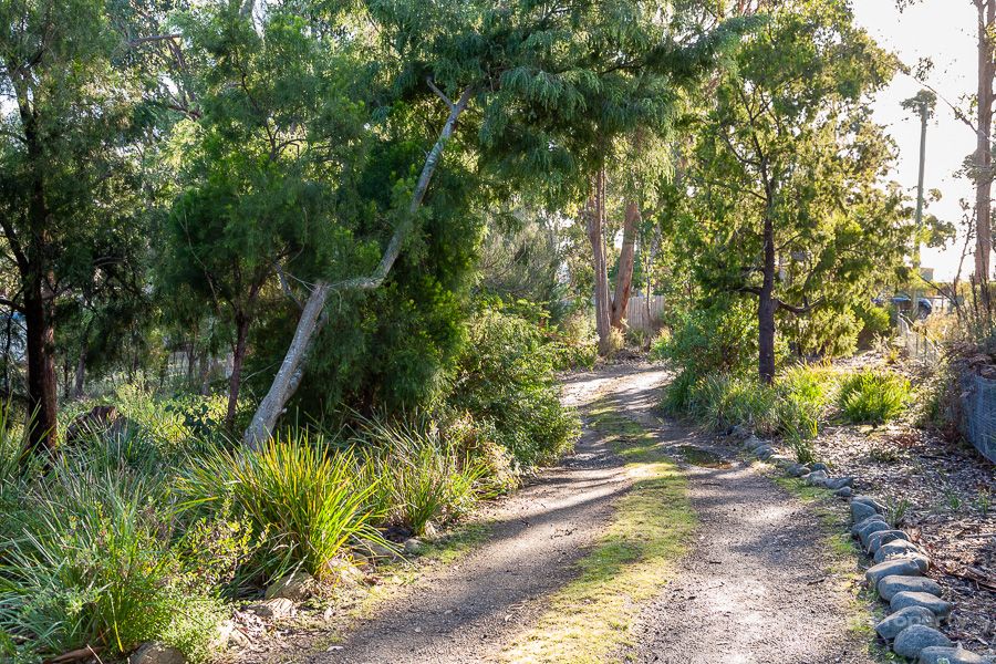 40 Cray Point Parade, Eggs And Bacon Bay TAS 7112, Image 2