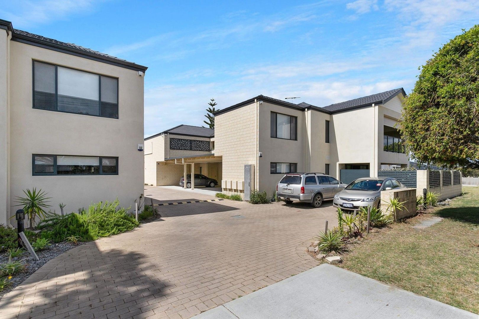 2 bedrooms Apartment / Unit / Flat in 5/28 Ullswater Place BALGA WA, 6061