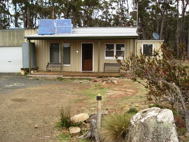 32 Reynolds Neck Road, REYNOLDS NECK TAS 7304, Image 0