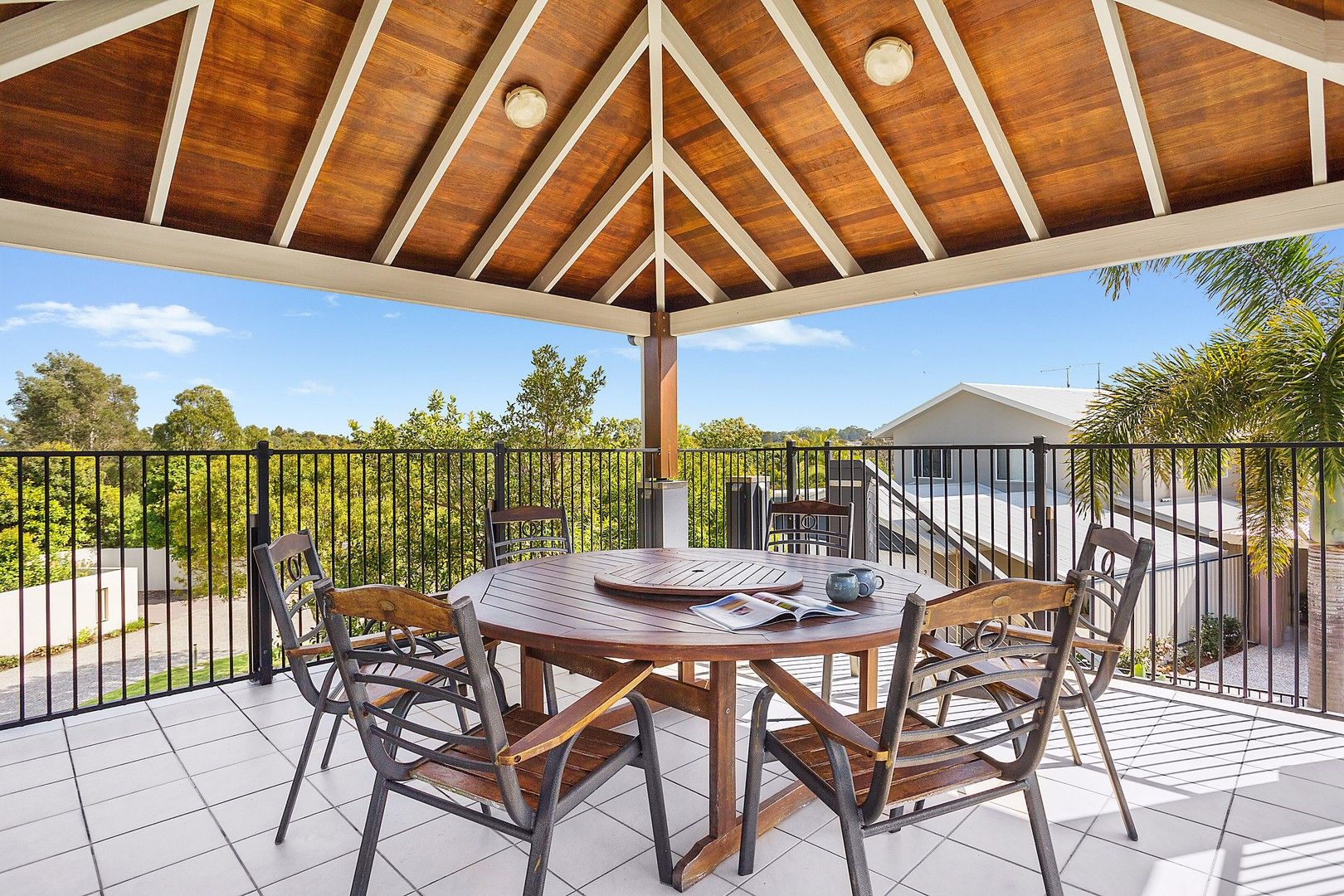 3 bedrooms Townhouse in 5/37 Lomond Terrace CALOUNDRA WEST QLD, 4551