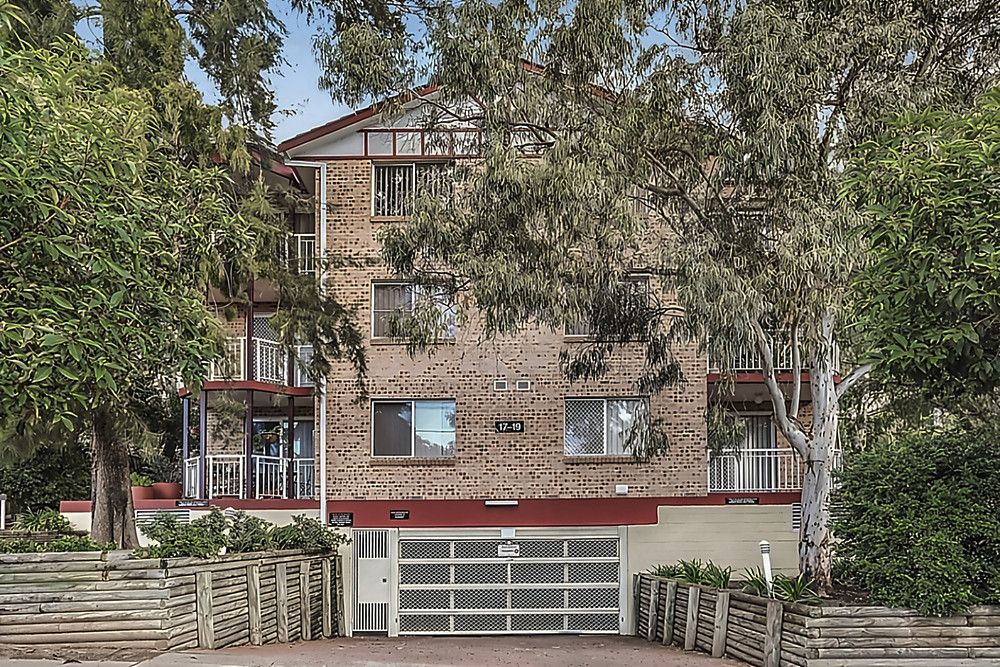 2 bedrooms Apartment / Unit / Flat in 2/17-19 Littleton Street RIVERWOOD NSW, 2210