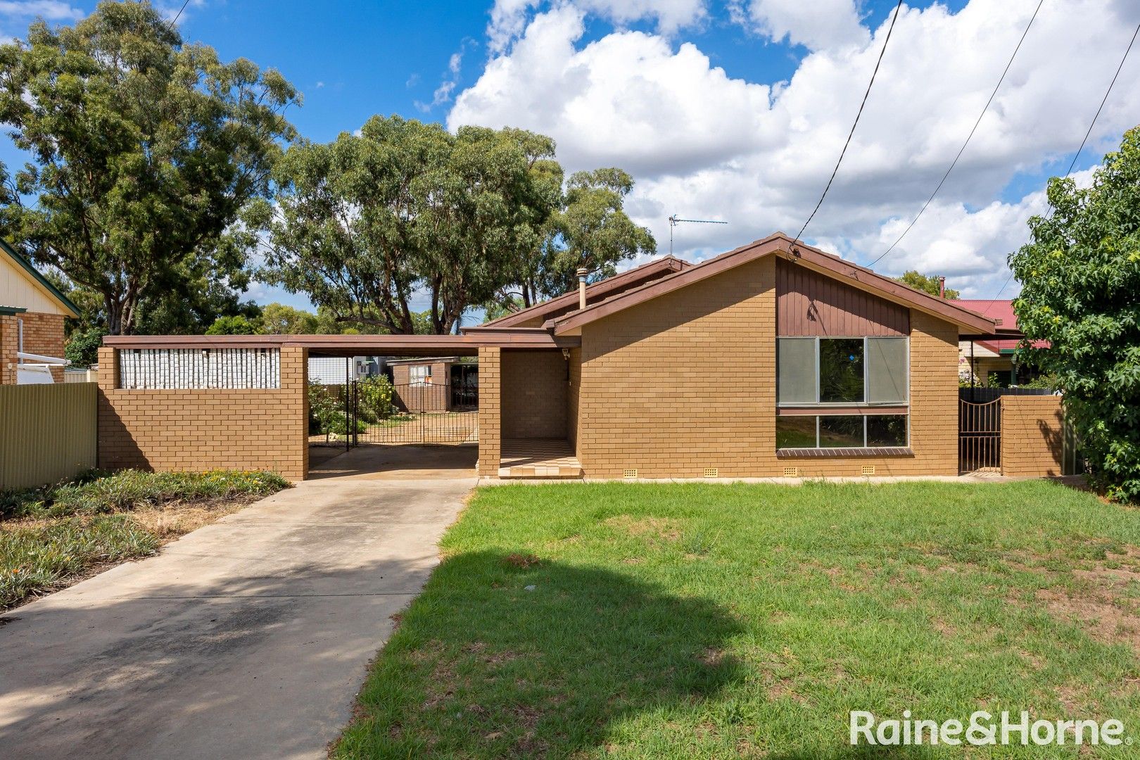 6 Brunskill Avenue, Forest Hill NSW 2651, Image 0