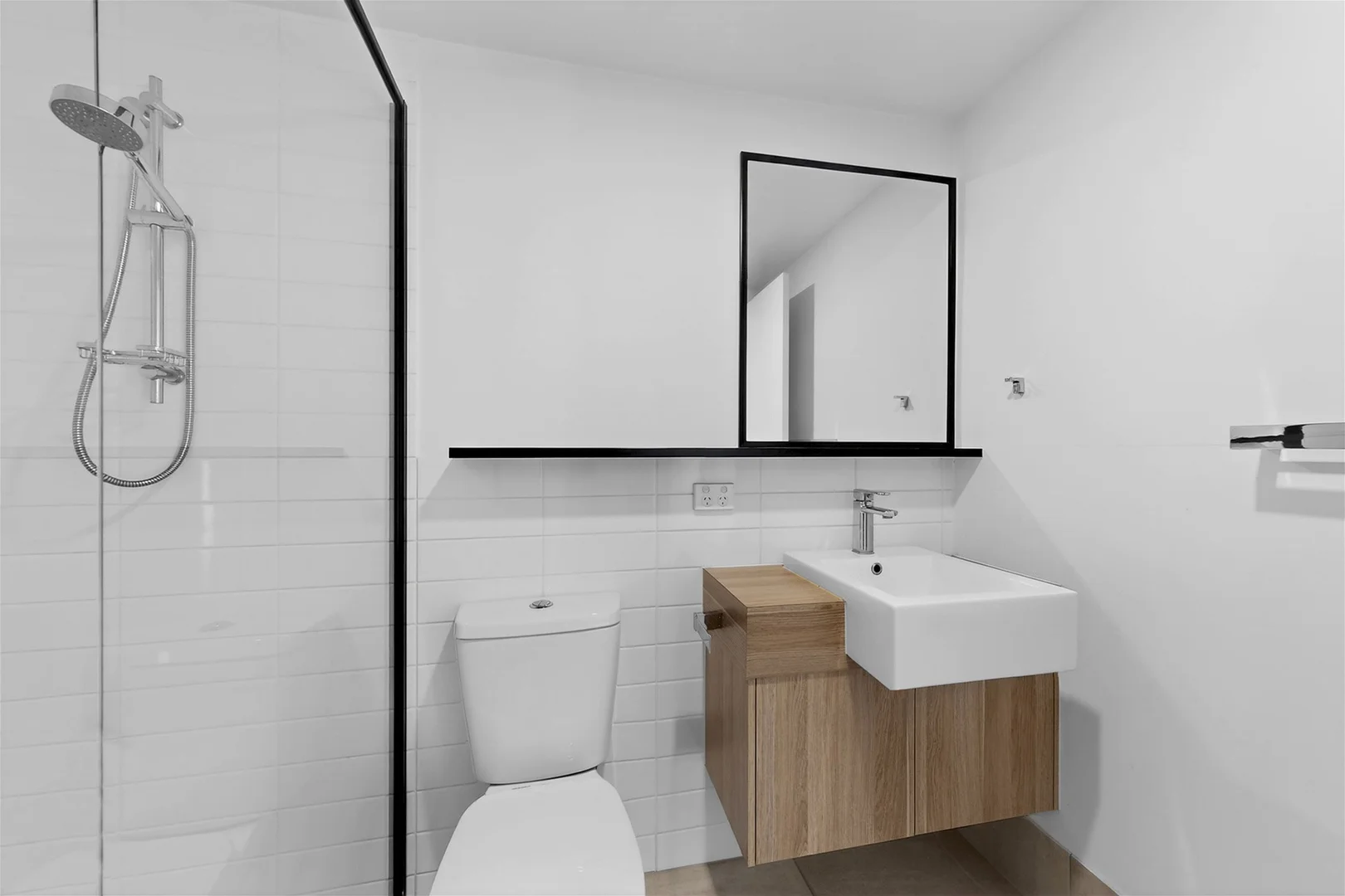 Additional image 9 of 207/283 Logan Rd, Stones Corner QLD 4120