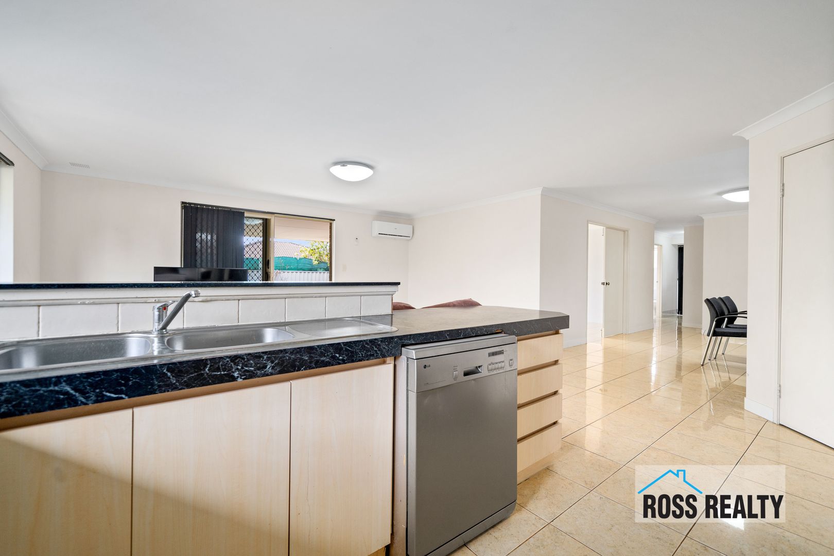 16 Bosberry Retreat, Mirrabooka WA 6061, Image 2