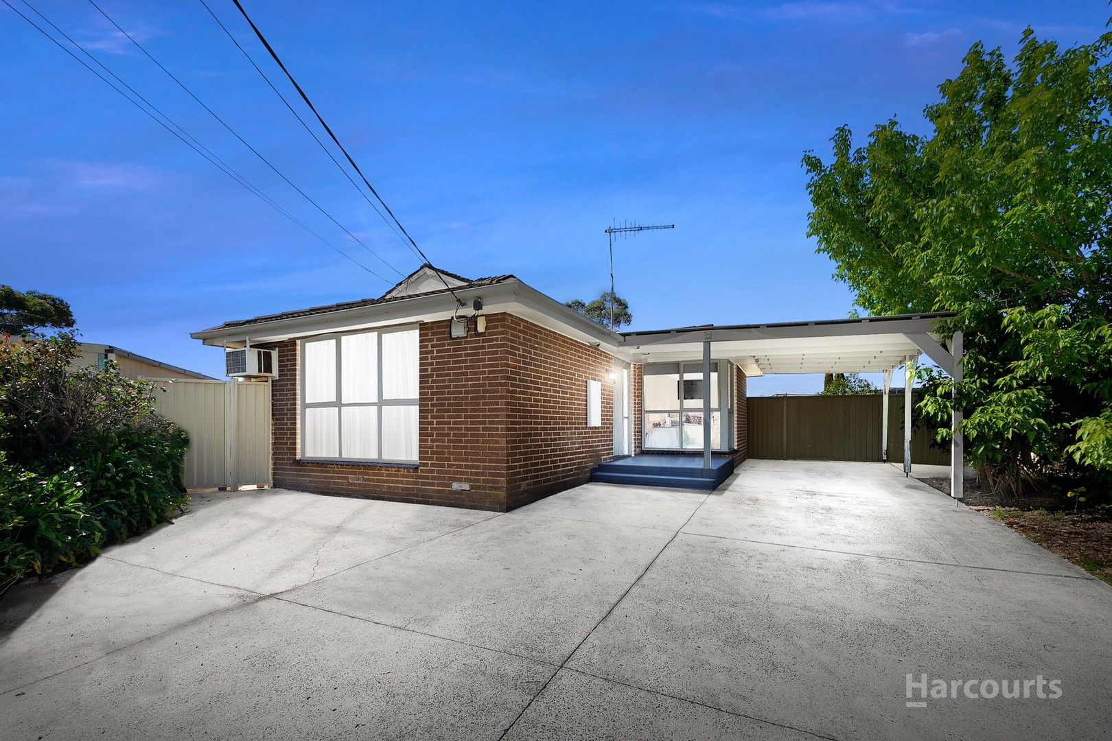 3 bedrooms House in 48 Tasman Avenue DEER PARK VIC, 3023