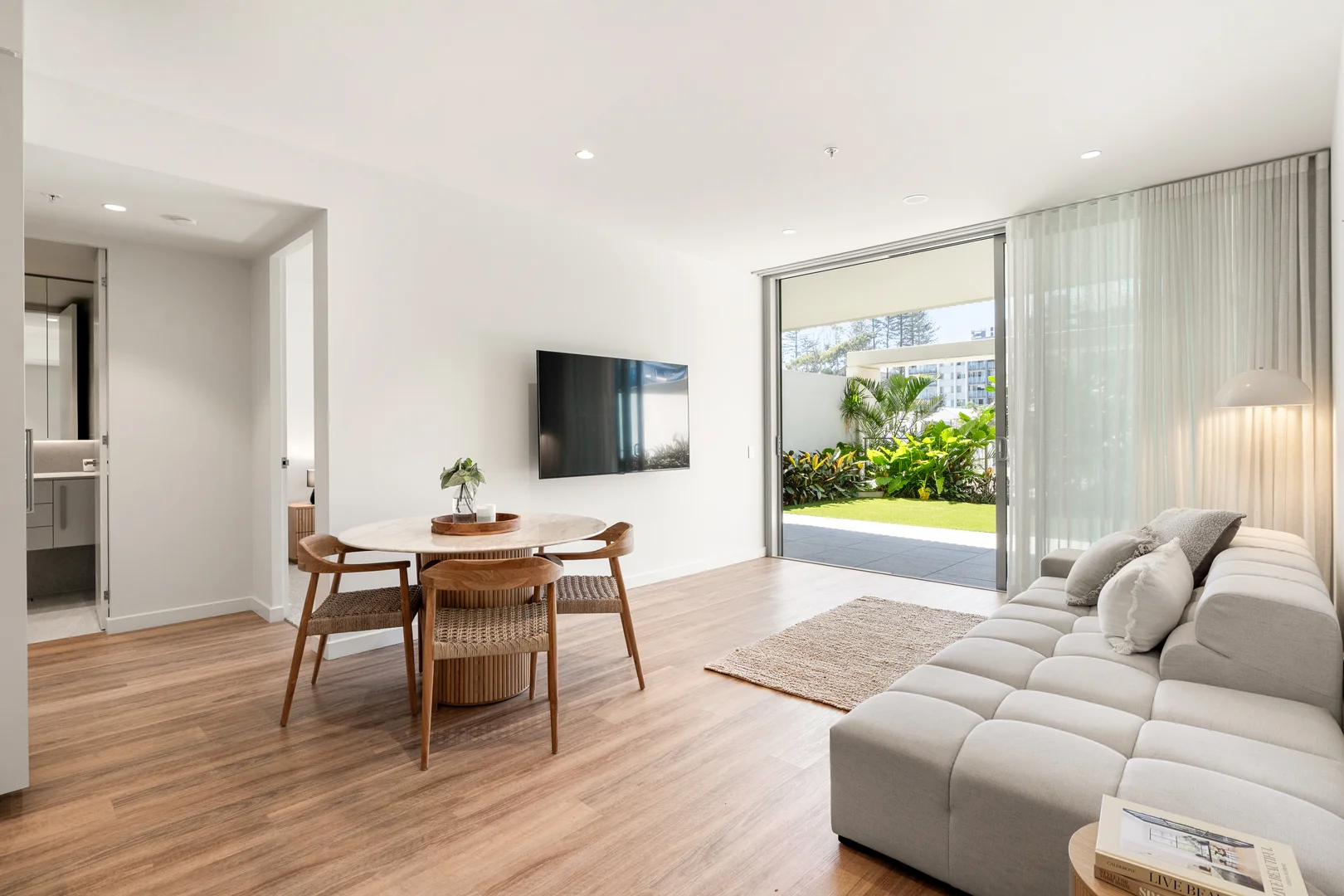 Additional image 5 of 202/4 Miles Street, Coolangatta QLD 4225