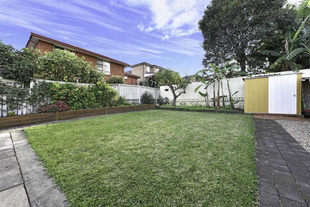 5 bedrooms House in 64 Herring Rd MARSFIELD NSW, 2122