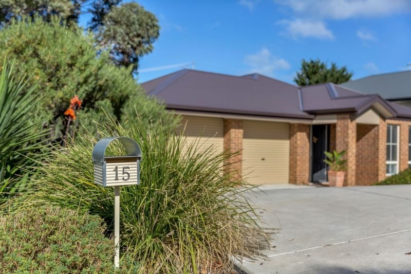 15 Zilm Court, Encounter Bay SA 5211, Image 0