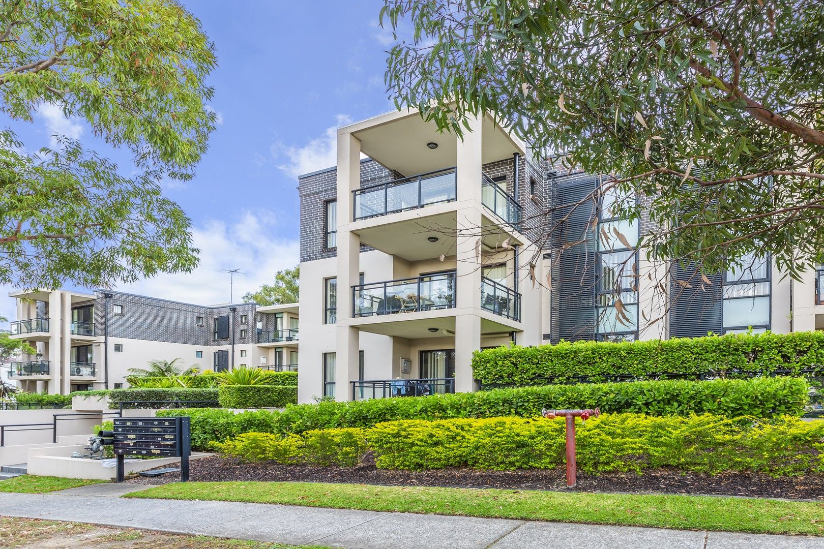 2 bedrooms Apartment / Unit / Flat in 25/15-23 Premier Street GYMEA NSW, 2227