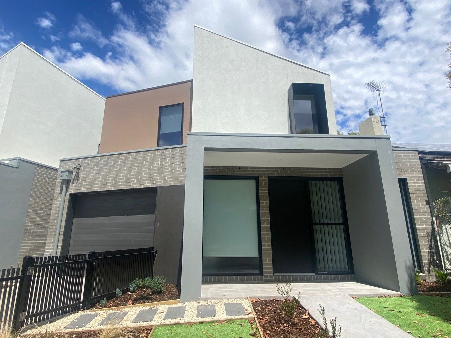 3 bedrooms Townhouse in 39 Buna Street HEIDELBERG WEST VIC, 3081
