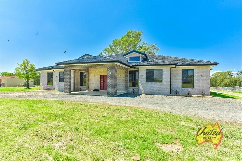 4 bedrooms House in 306 Deepfields Road CATHERINE FIELD NSW, 2557