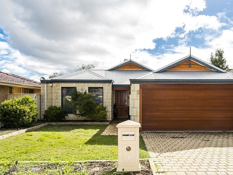 4 bedrooms House in 11A Belvidere Street BELMONT WA, 6104