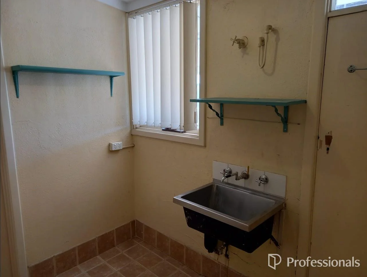 Additional image 6 of 14 Sutherland Way, Cloverdale WA 6105