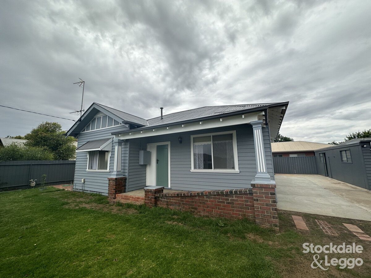 3 bedrooms House in 12 Claude Street SHEPPARTON VIC, 3630