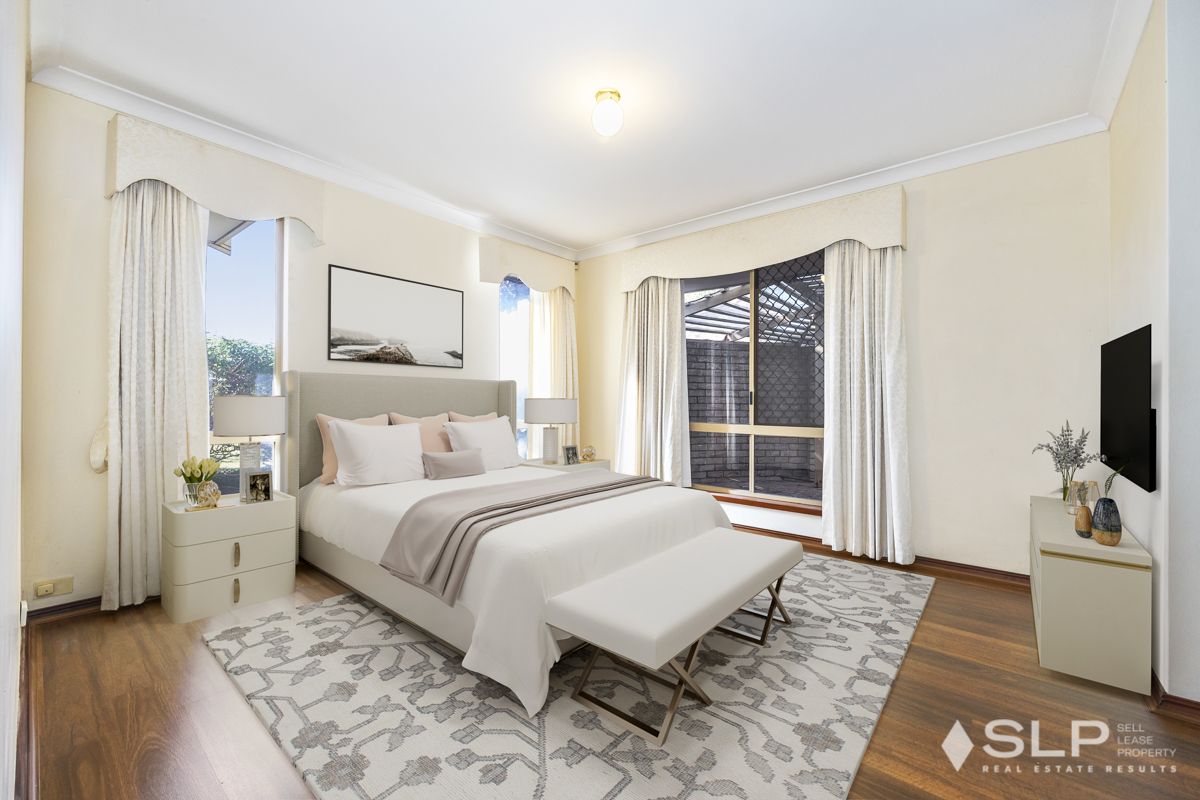 5 bedrooms House in 314 Summerlakes Parade BALLAJURA WA, 6066