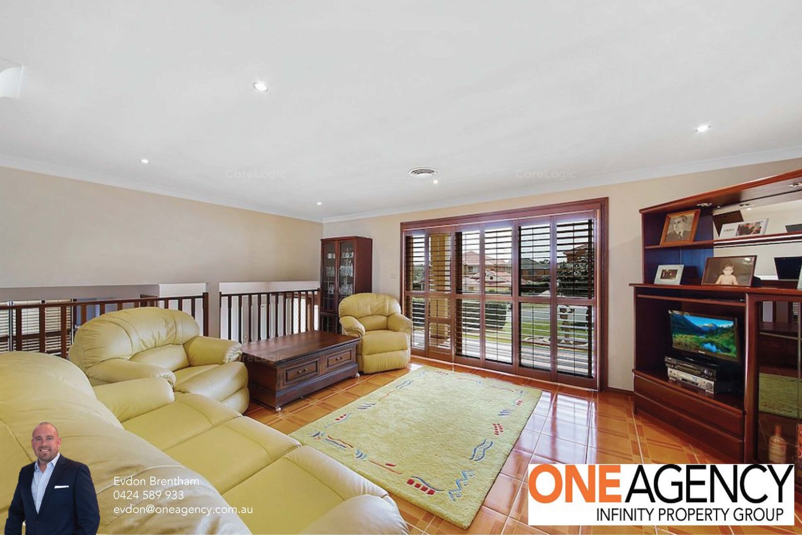 5 Hebrides Ave, Macquarie Links NSW 2565, Image 1