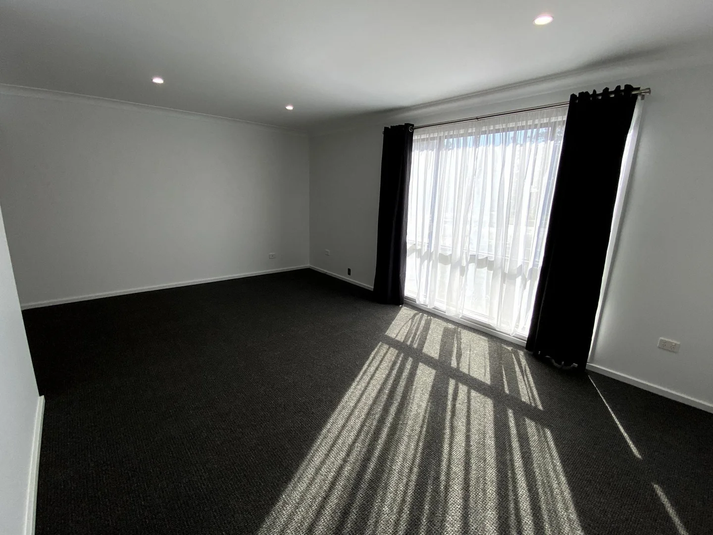 Additional image 3 of 30 Pinaroo Drive, Glenfield Park NSW 2650