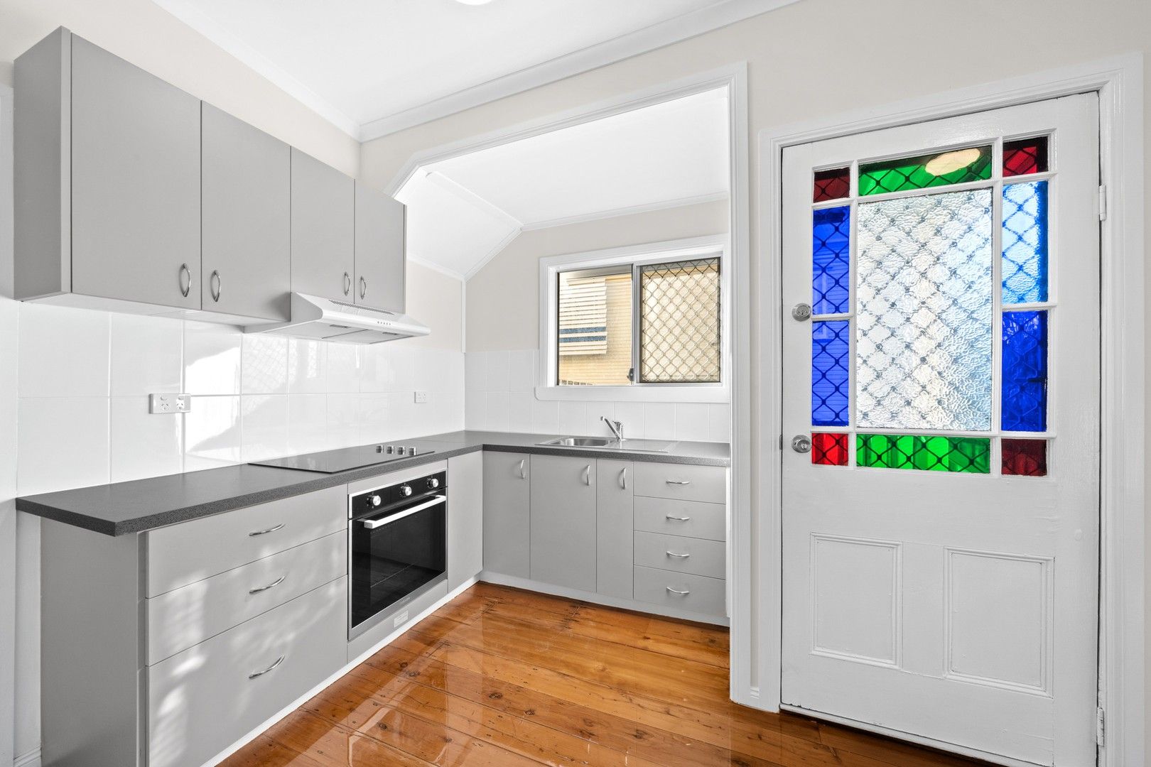 1 bedrooms Apartment / Unit / Flat in 5/63 Glenrosa Rd RED HILL QLD, 4059